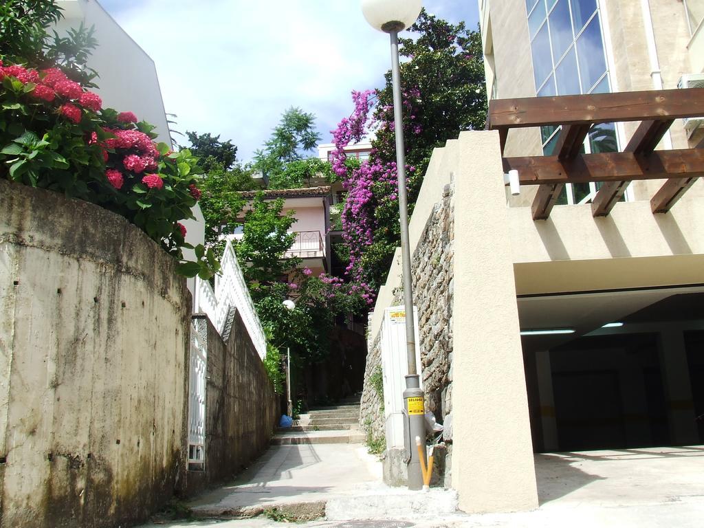 Sarap Apartments Budva Extérieur photo